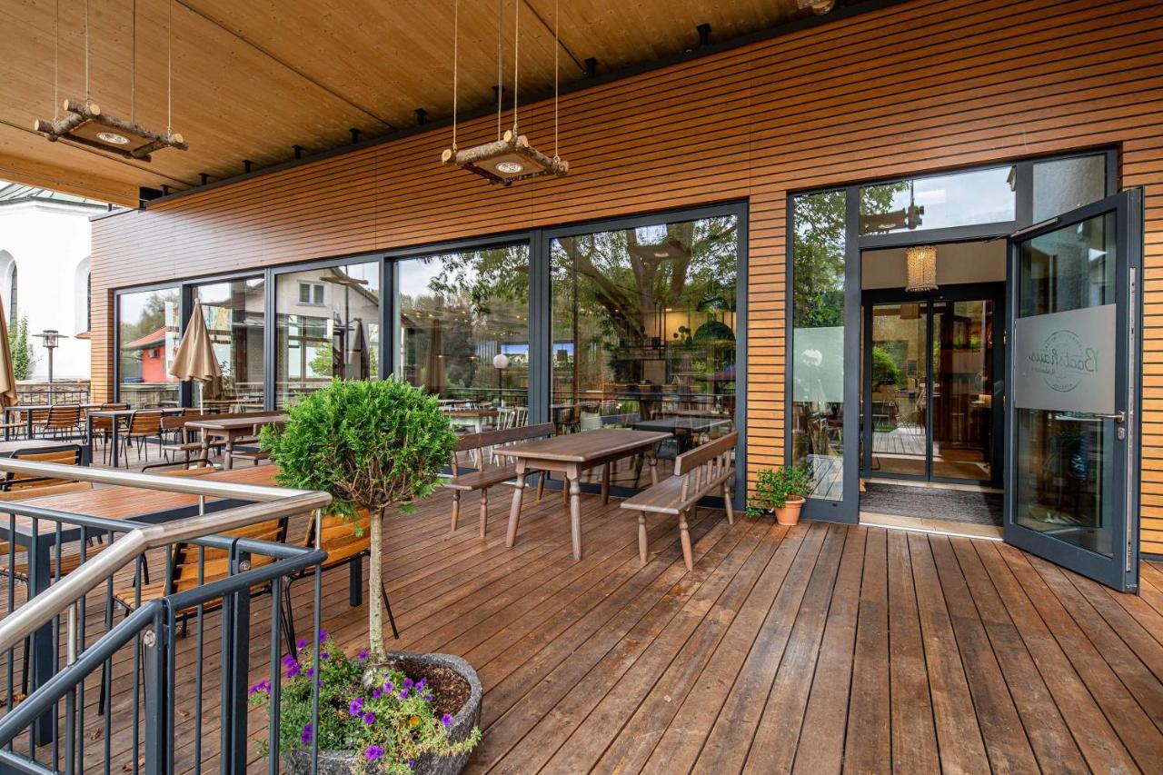 Landgasthof Moser & Restaurant Bootshaus Windorf  Bagian luar foto