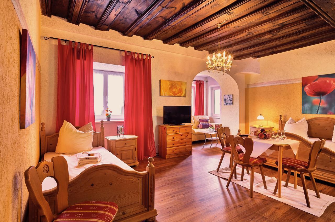 Landgasthof Moser & Restaurant Bootshaus Windorf  Bagian luar foto
